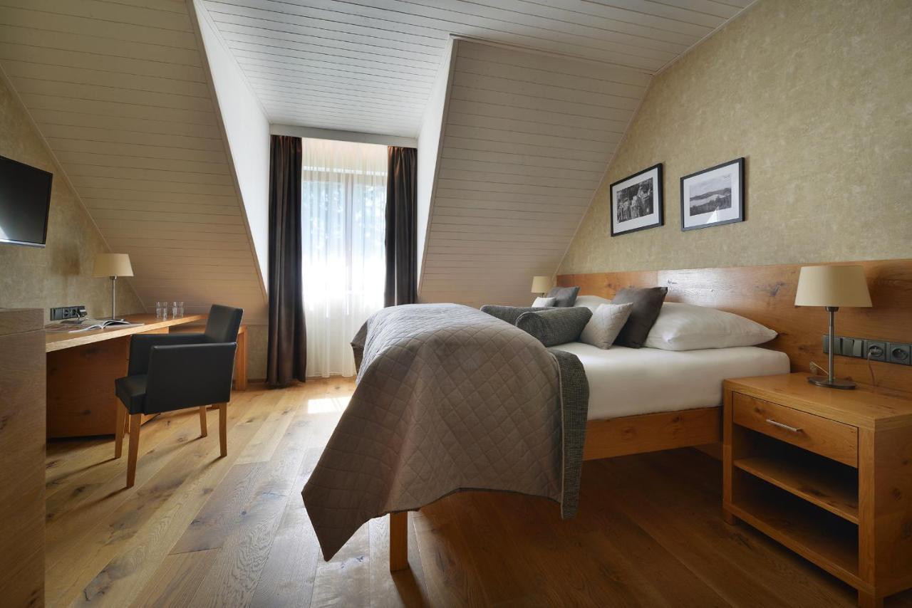 Rezidence Pihel Hotel โนวีบอร์ ภายนอก รูปภาพ